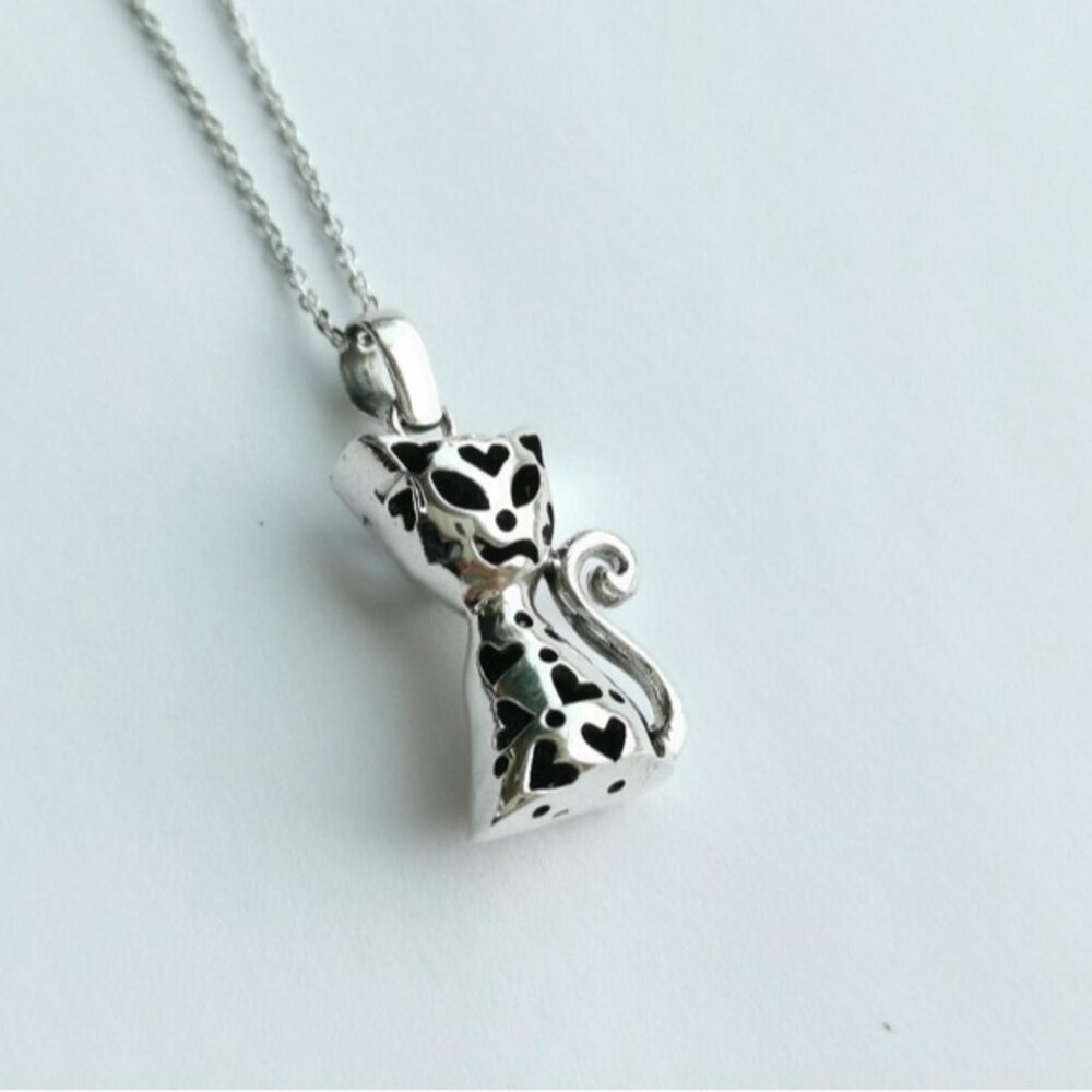 Sterling Silver Reversible Cat Pendant Necklace - Picture 7 of 8